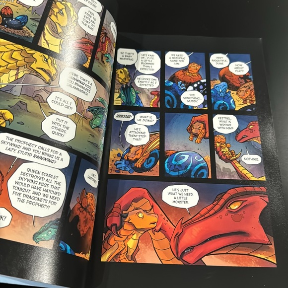 Wings of Fire Book #1: The Dragonet Prophecy - Scholastic Graphic Novel - Picture 7 of 9
